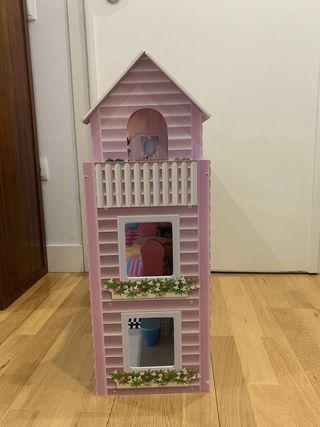 Casita de muñecas de madera rosa