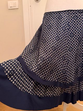 Gonna IBlues fantasia pois blu e bianco