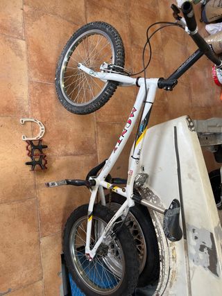 Bici Monty 219 frenos hidráulicos