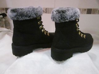 BOTINES DE MUJER COLOR NEGRO NUMERO 39 MARCA TEX