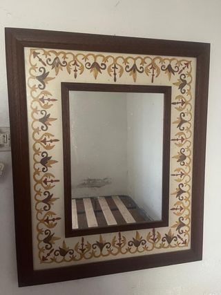 Espejo antiguo decorado