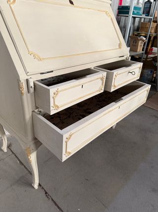 Cómoda madera maciza