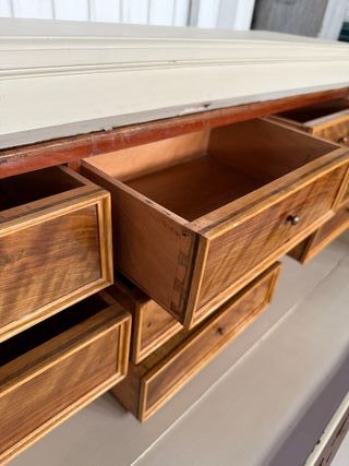 Cómoda madera maciza