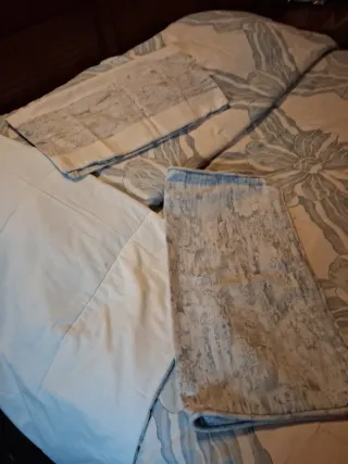 Edredón/Colcha 135-150cm + regalo 2 fundascojines