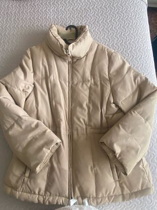 Parka/Plumas Beige Mujer