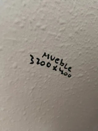 Mueble de comedor madera y cristal