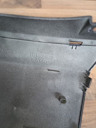 Tapa colín Peugeot Satelis 125