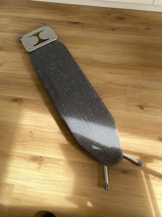 Tabla de planchar con soporte para ropa (NO ENVÍO)