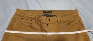 Pantalón Stradivarius Marrón Talla 42 (40)