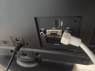 Televisor OKI 22". Full HD 1080p TDT HDMI