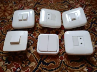 Interruptores y enchufes eléctricos