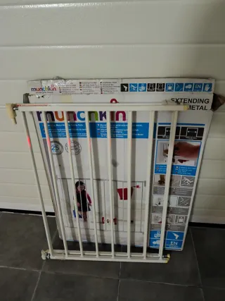 Puerta Seguridad Munchkin Extensible Metal