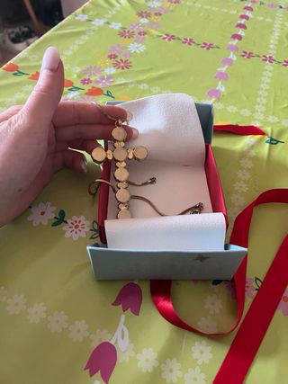 Collana vintage con ciondolo a croce