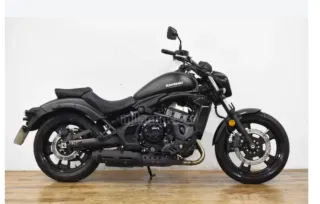 Kawasaki Vulcan S Negra