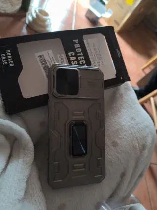 Cover per iPhone 15 Pro Max Grigio. Marca generica