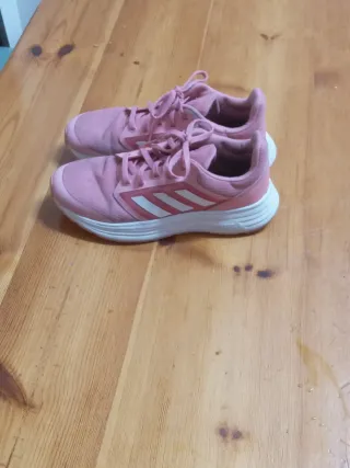 Zapatillas Adidas rosas talla 38/39