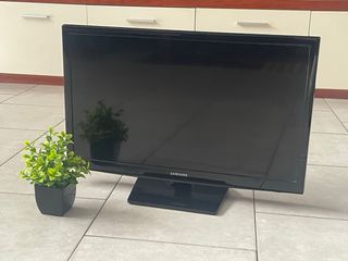 Samsung Smart TV 24 Wi-Fi + App