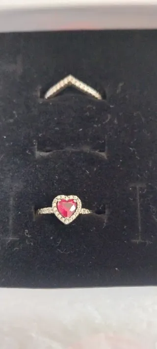 2 Anillos Pandora Corazón Rojo y V