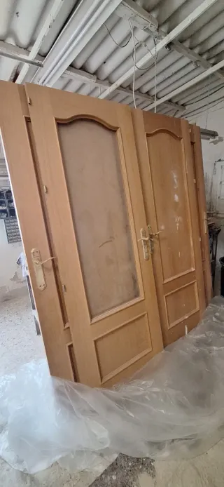 Puertas de roble con cristal