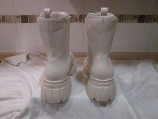 BOTINES DE MUJER ELASTICOS CON PLATAFORMA Nº 40