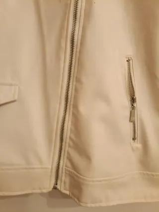 Chaqueta Piel Sintética Beige