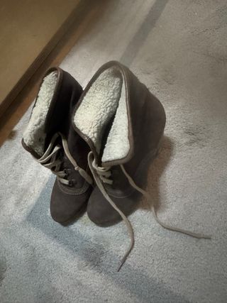 Botines de tacón marrones