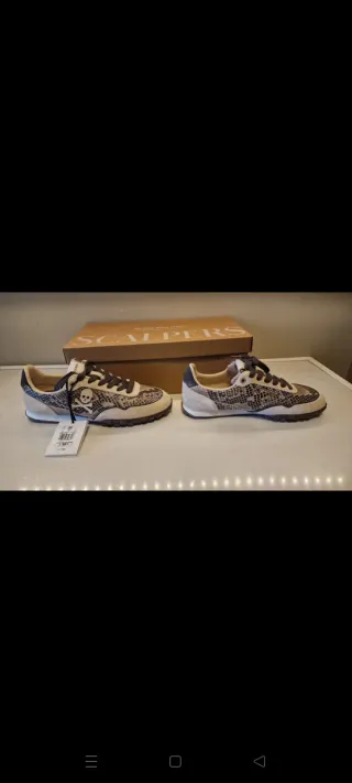 Zapatillas Scalpers Beige y Gris