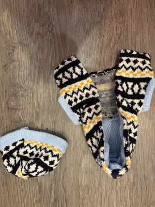 Lote Ropa Bebé Reborn: 15 Conjuntos + 5 Zapatos