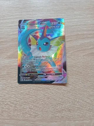 Carta Pokémon Vaporeon VMAX 030/203