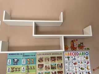 Estantería infantil blanca