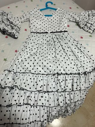 Traje de flamenca para niña