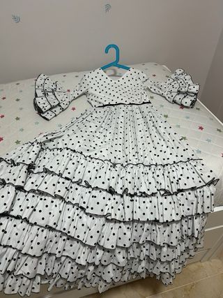 Traje de flamenca para niña