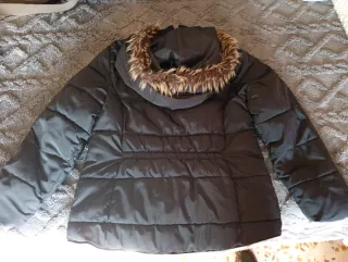 Abrigo acolchado niño con capucha.Talla 10 años.