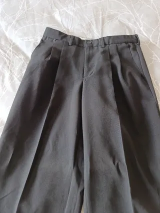 Traje de hombre gris