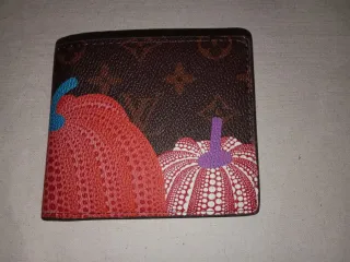 Portafoglio Louis Vuitton con design a zucca