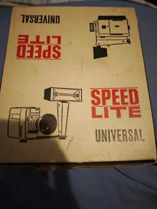 Cámara Canon Motor Zoom 8 EEE y regalo accesorios