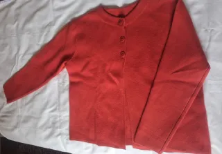 Chaqueta de punto roja