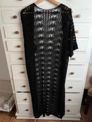 Cárdigan largo crochet negro