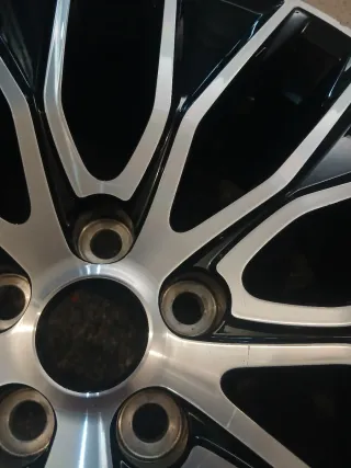 Cerchio 18" Originale Jaguar XE