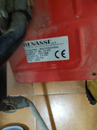 Motoazada Honda Roja