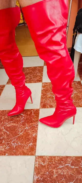 Botas rojas tacón aguja 43/44