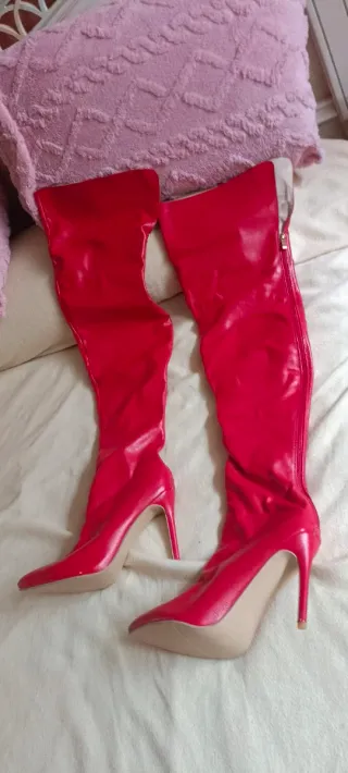 Botas rojas tacón aguja 43/44