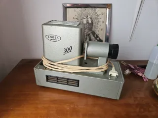 Proyector ENOSA 300 Vintage Gris para reparar