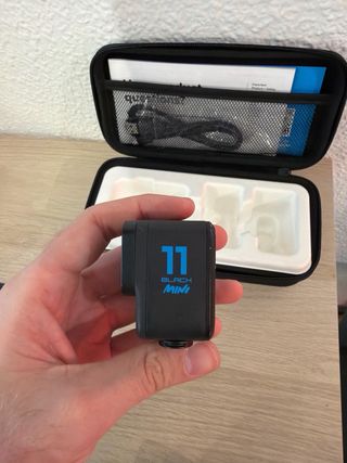 GoPro HERO11 Black Mini - Como Nueva