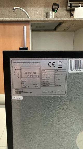 Vinoteca Cecotec GrandSommelier 20000 Negra, 20