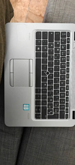 HP EliteBook 820 G3 12GBRAM Intel Core i5 (6ª Gen)