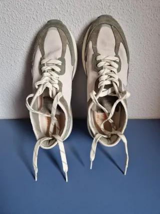 Zapatillas Scalpers Talla 41 Blanco y Gris