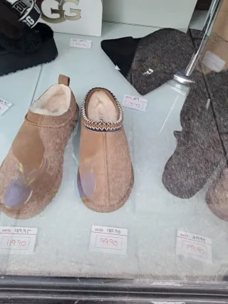 Zapatillas UGG Mujer Marrón Multicolor.