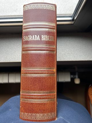 Sagrada biblias