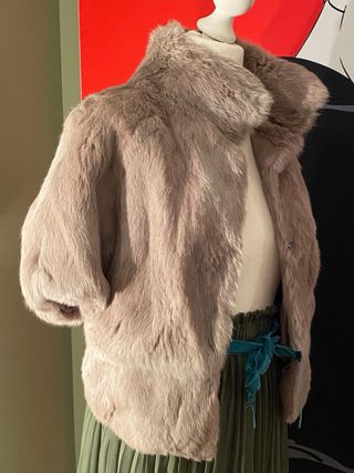 Pelliccia corta beige/rosa